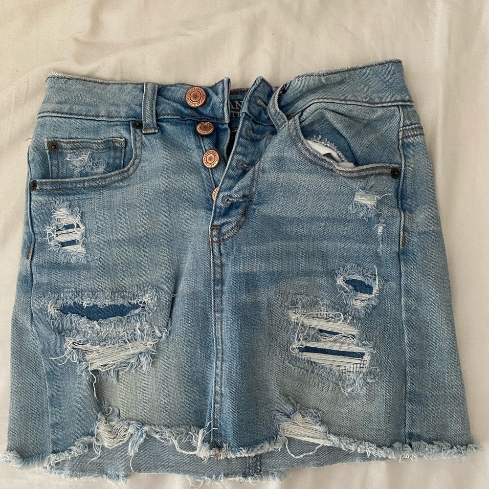 American Eagle Distressed Jean Skirt Size 0